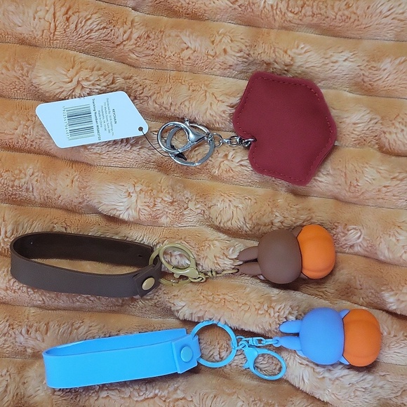 Keychains Set Choose One - Picture 2 of 2